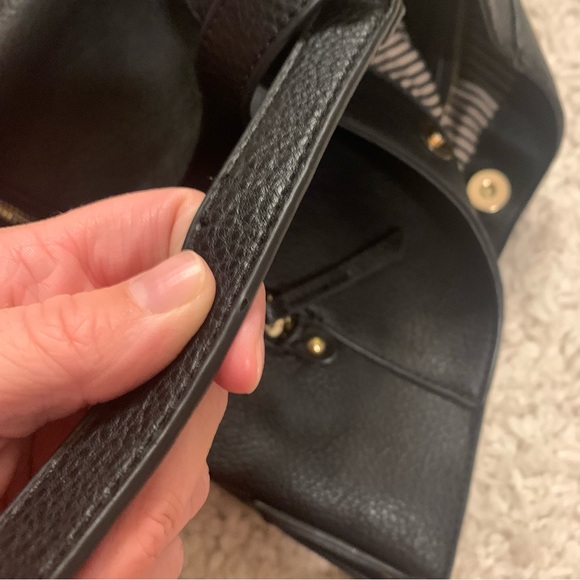 Kate and Mel vegan leather hobo-style black purse/handbag - Picture 3 of 11